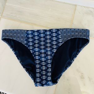 Athleta swim bottom size small